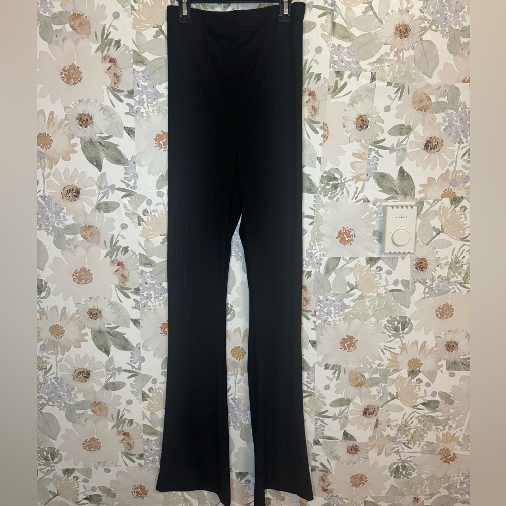 Topshop maternity pants 🛍